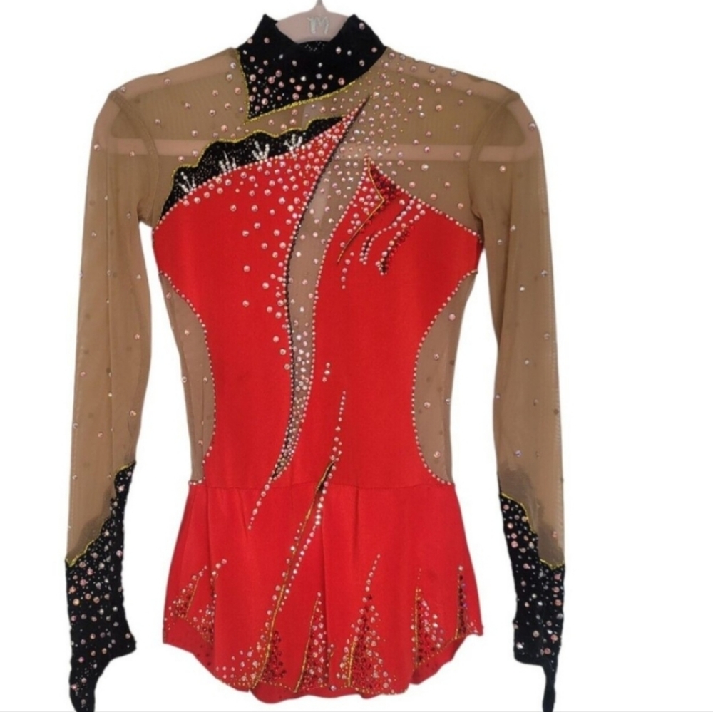 Rhythmic Gymnastics Leotard for Competitions Red size 6 -8 years old